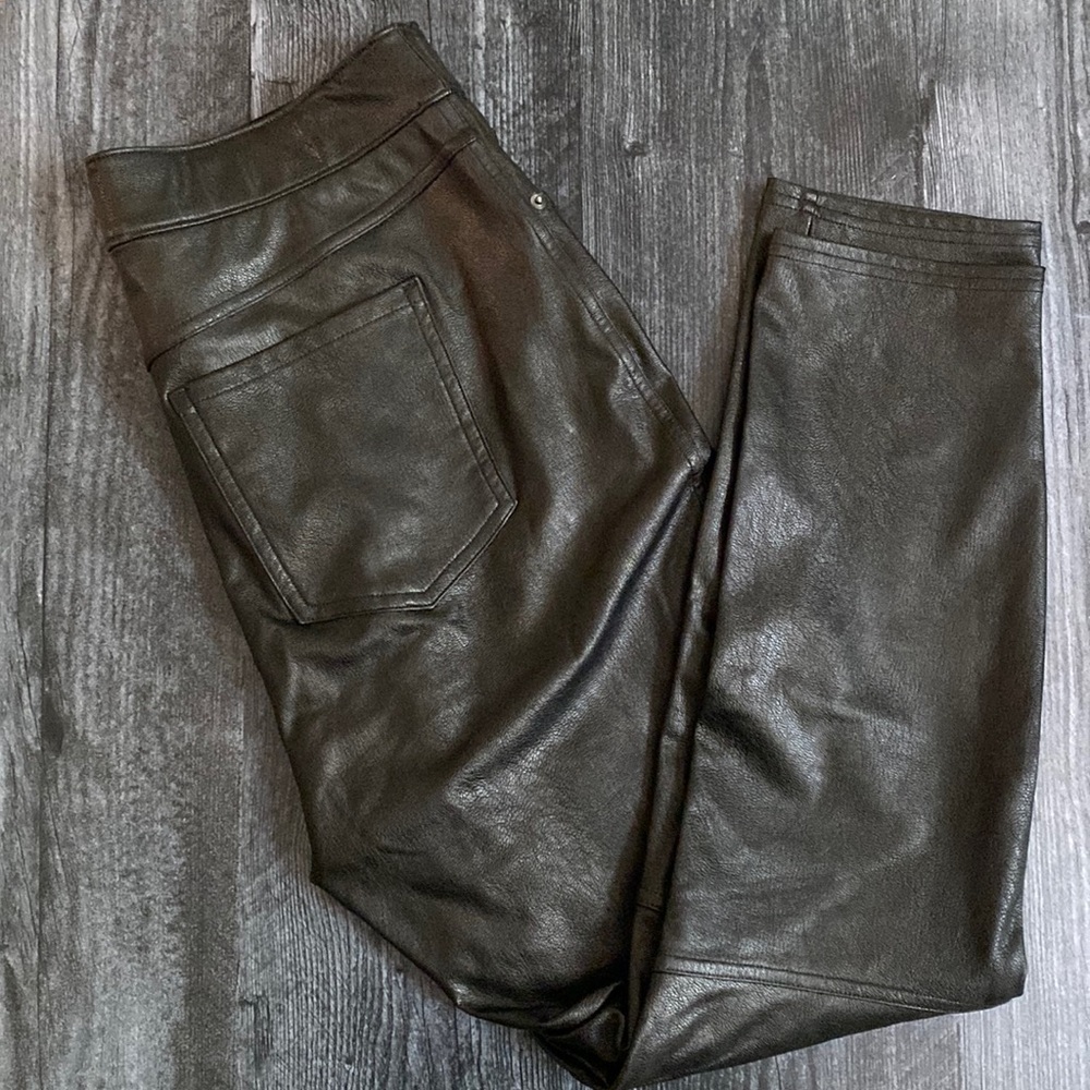 Spanx Leatherlike Pant MOVING SALE! Make an offer by 6/25!